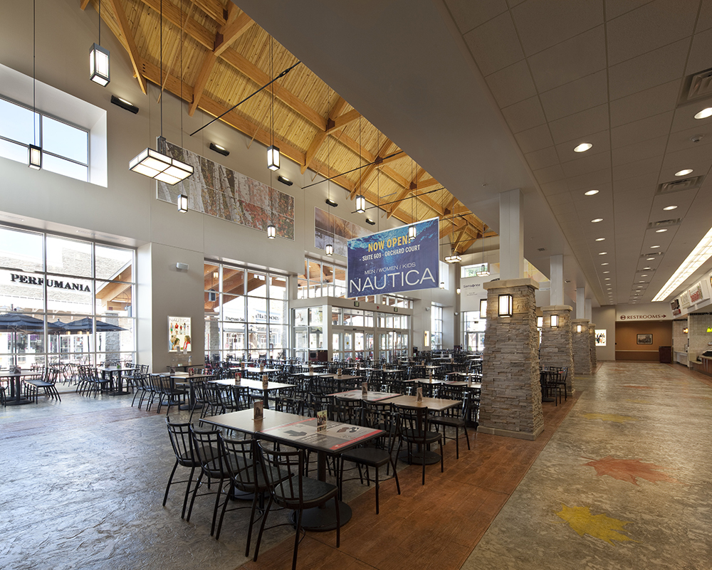 Merrimack Premium Outlets Food Court Seating